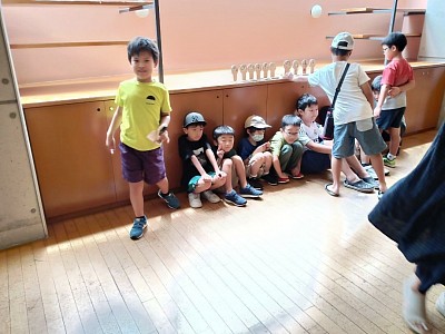 無事メイトムでの時計作りは終わりました。子供たちは大喜びでした。